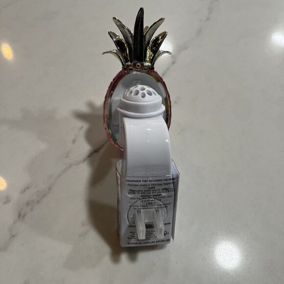 Bath & Body Works PINEAPPLE Fiber Optic Nightlight Wallflowers Fragrance Plug In - Picture 2 of 2